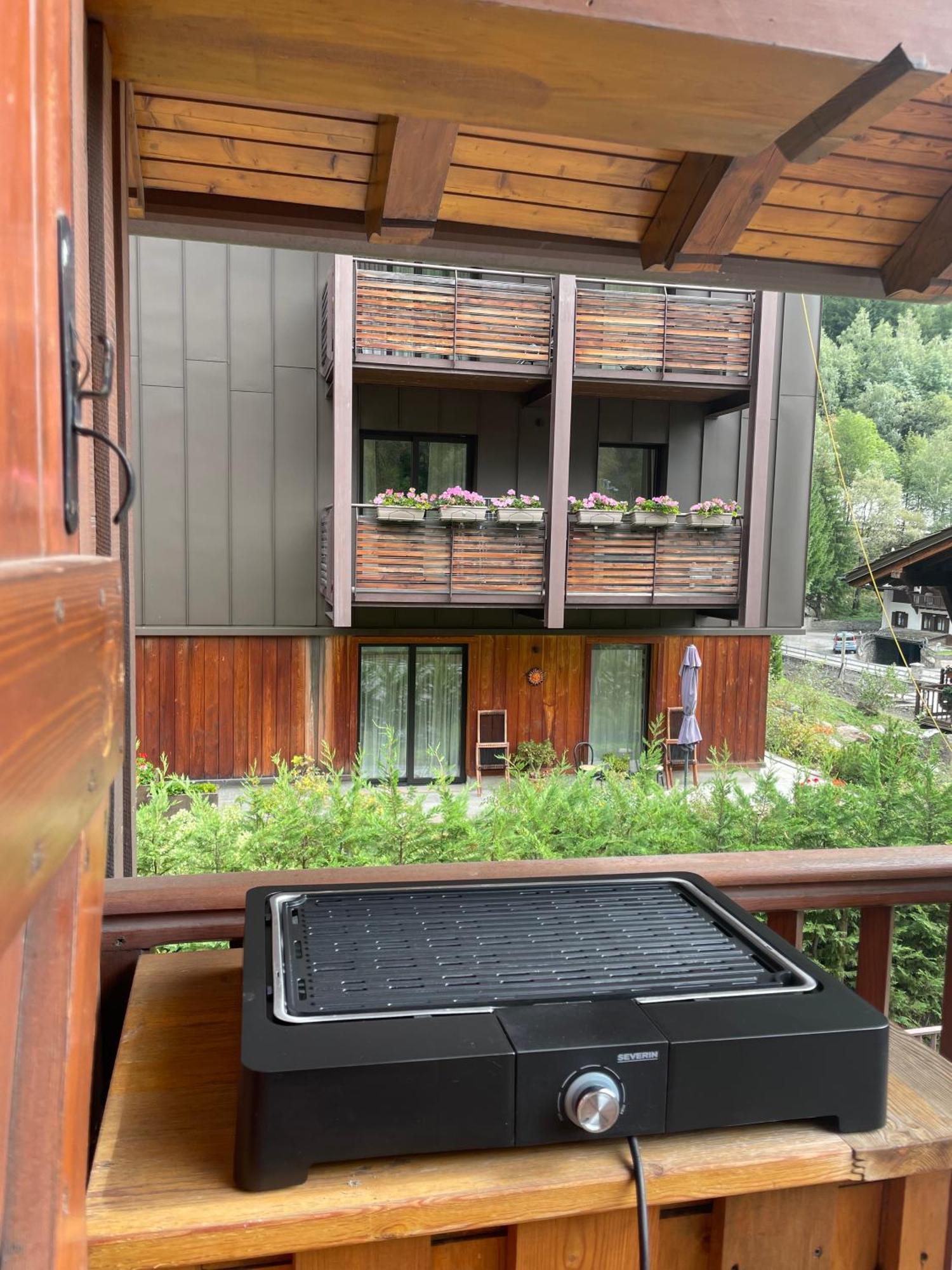 Chalet Mont Blanc De Курмайор Екстериор снимка