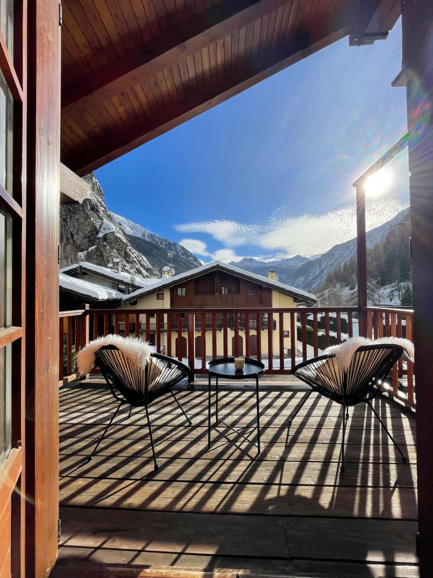Chalet Mont Blanc De Курмайор Екстериор снимка